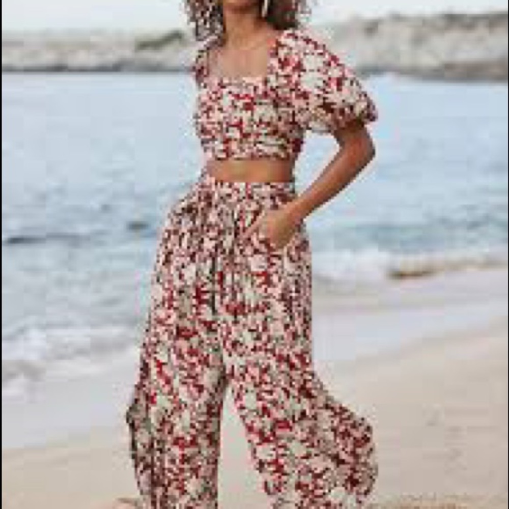 Free People Floral Set - Picture 2 of 9
